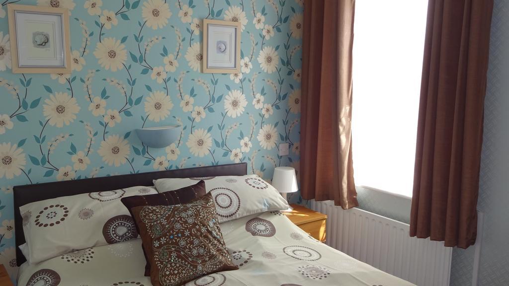 ブラックプール Kings Court Families & Couples Bed & Breakfast エクステリア 写真